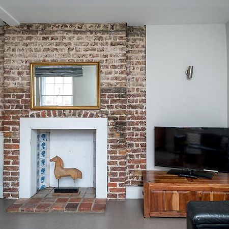 Trendy Apartment In Central Soho - Piccadilly Лондон Экстерьер фото
